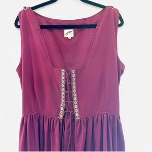 Quill & Ink Renaissance Overdress 2XL/3XL Plus Size Medieval Costume Burgundy